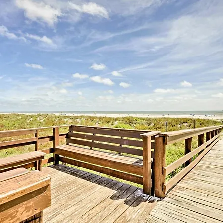 St Augustine Beach Condo With Resort Amenities!